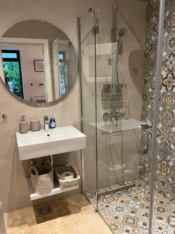 Rose Downtown Apartment Podgorica Luaran gambar